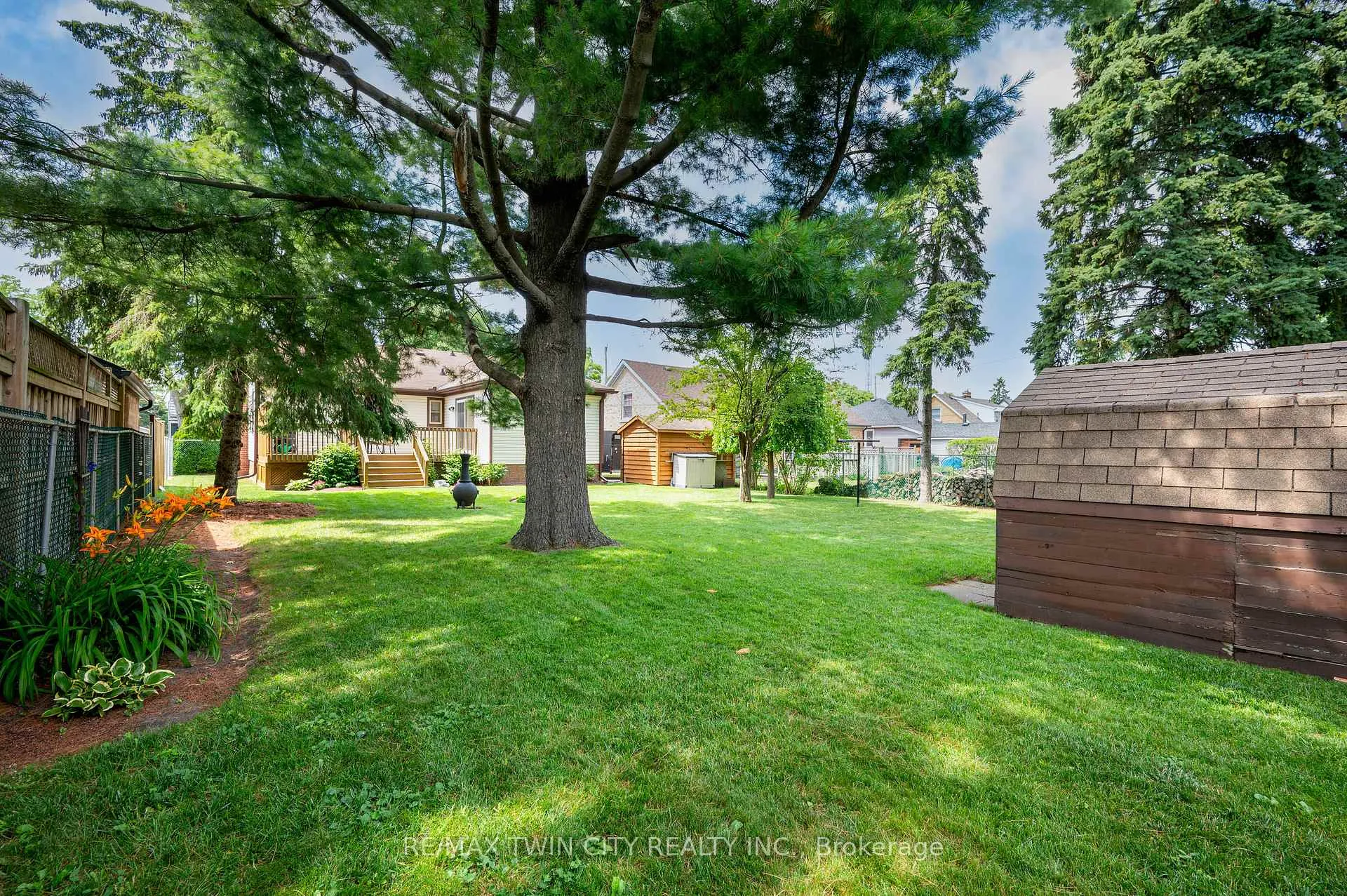Photo 28 of 65 Sixth Avenue, Kitchener — HOMEH