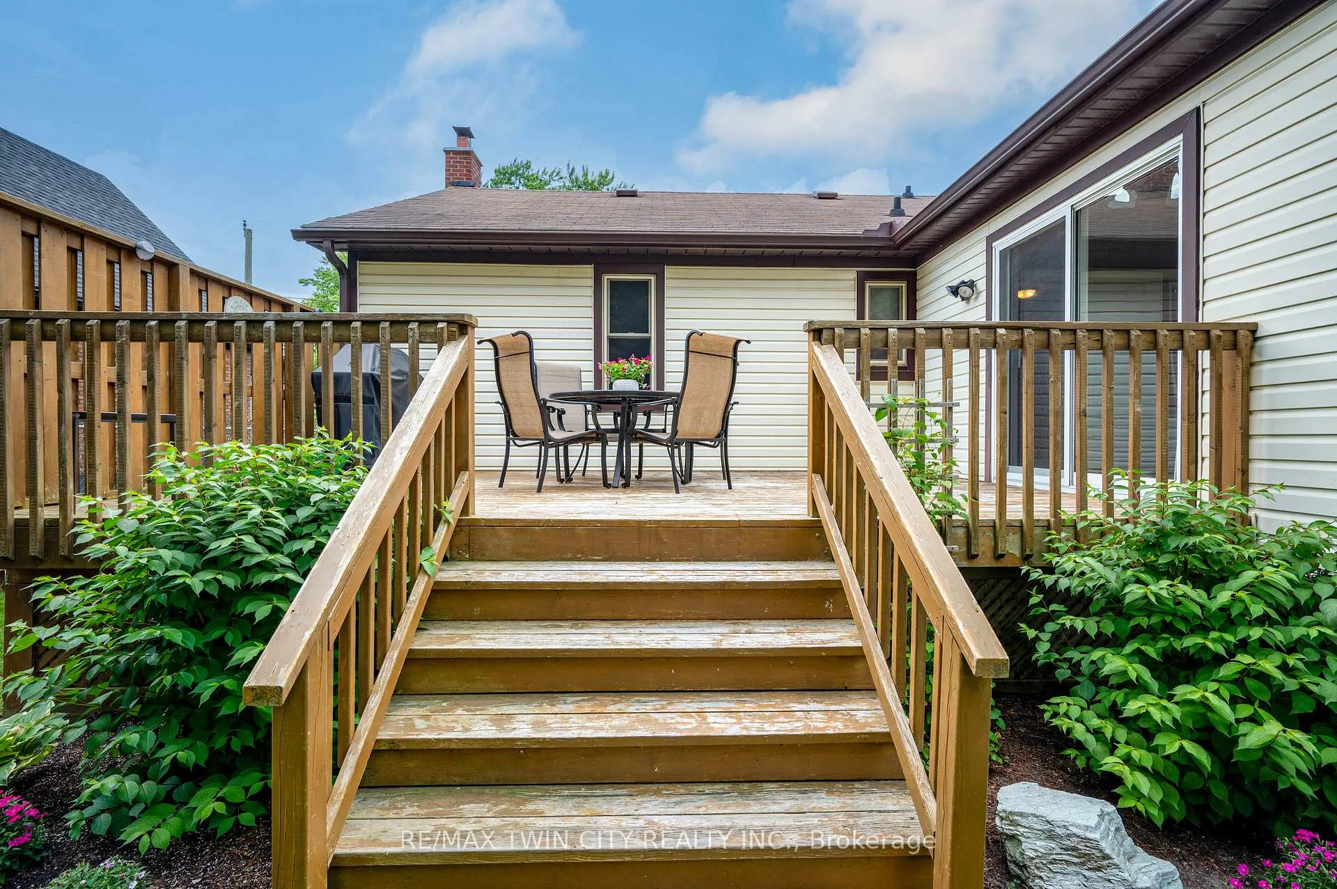 Photo 37 of 65 Sixth Avenue, Kitchener — HOMEH