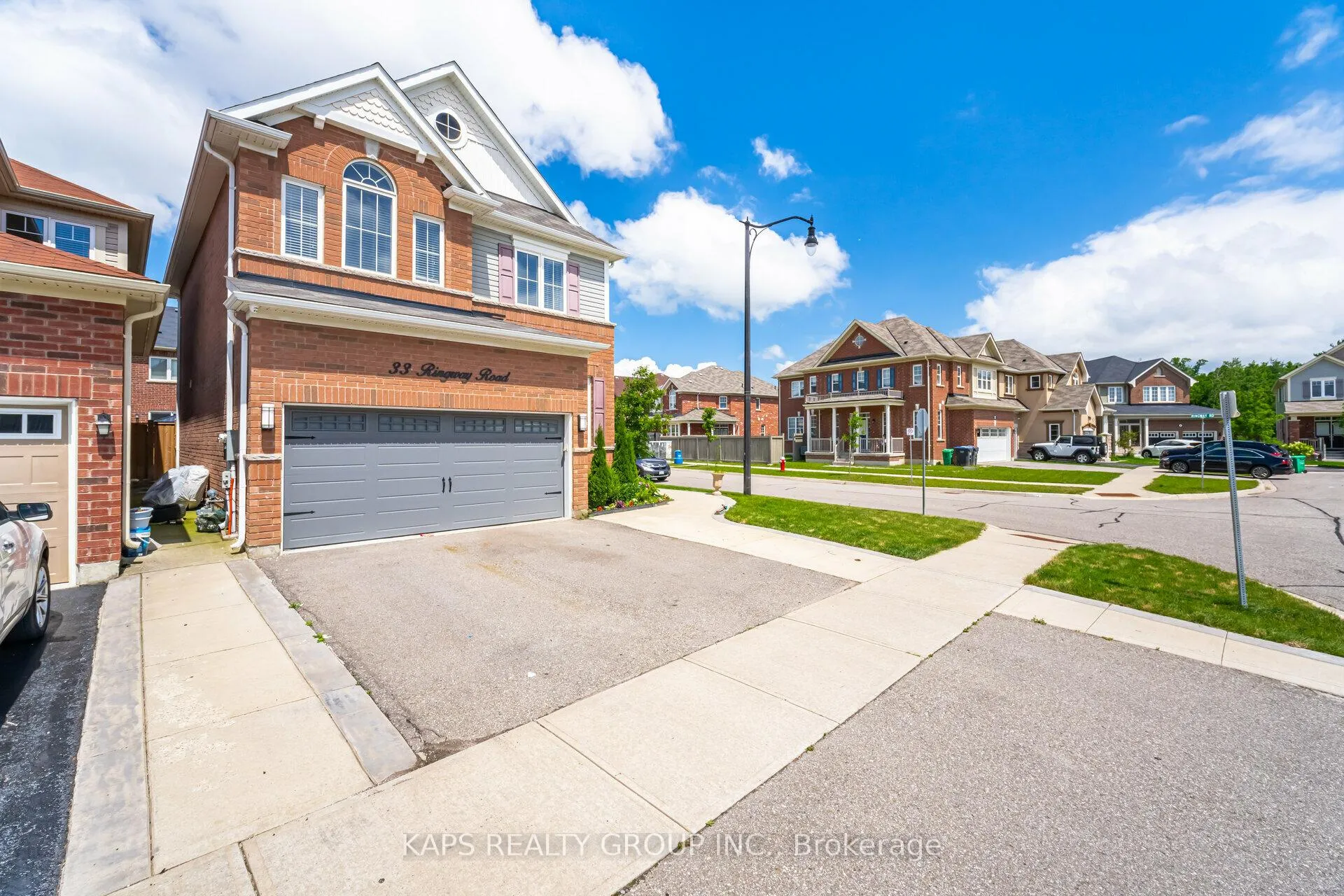 Photo 6 of 33 Ringway Road, Brampton, Northwest Brampton — HOMEH