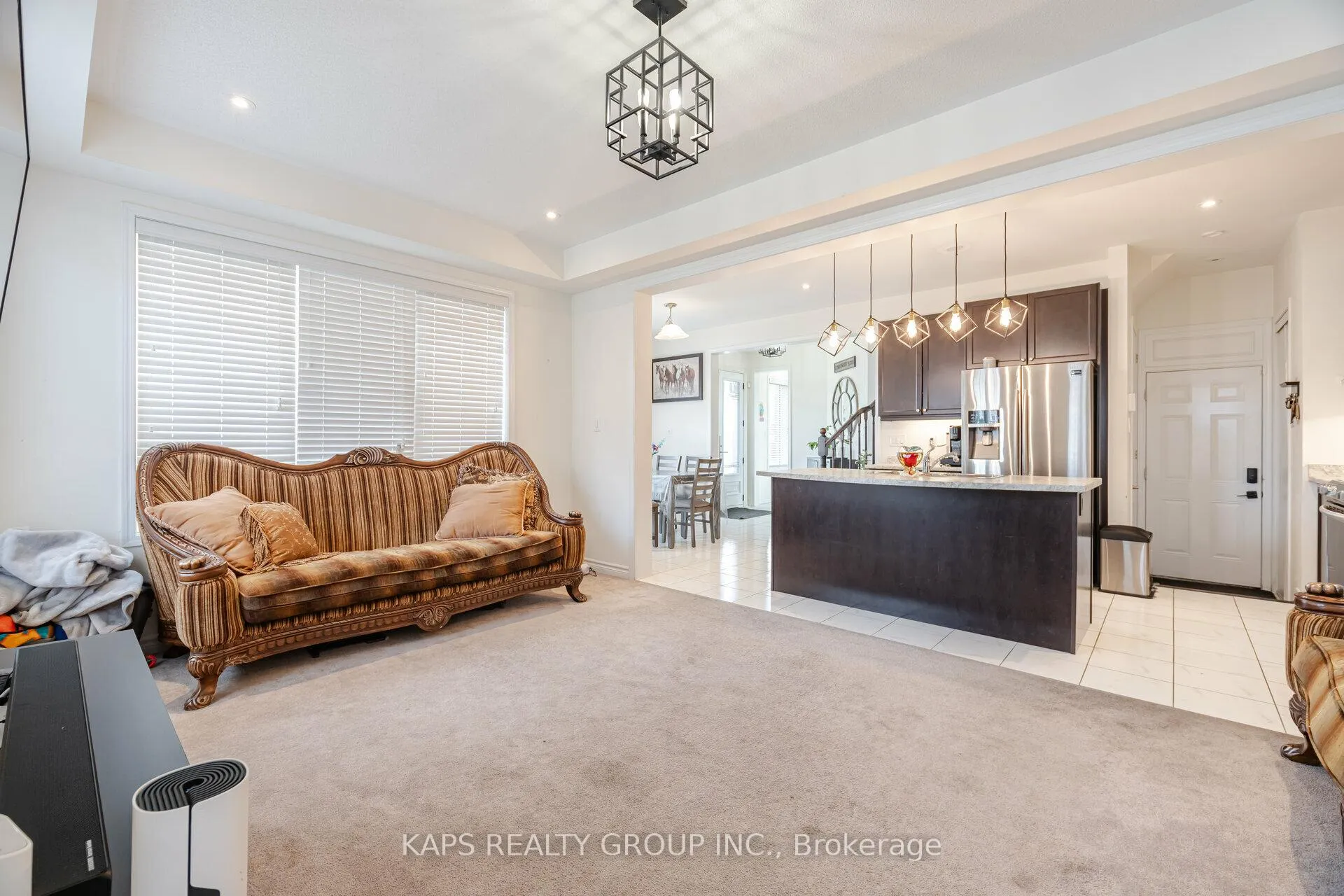 Photo 13 of 33 Ringway Road, Brampton, Northwest Brampton — HOMEH