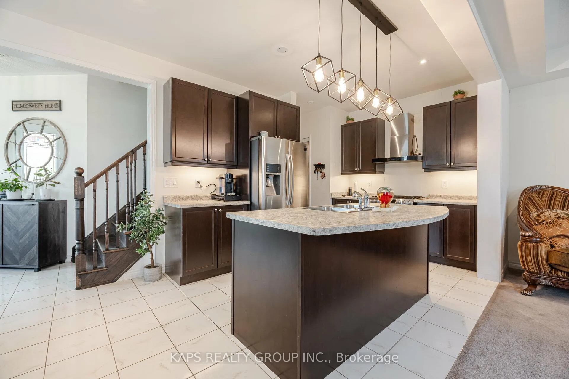 Photo 15 of 33 Ringway Road, Brampton, Northwest Brampton — HOMEH