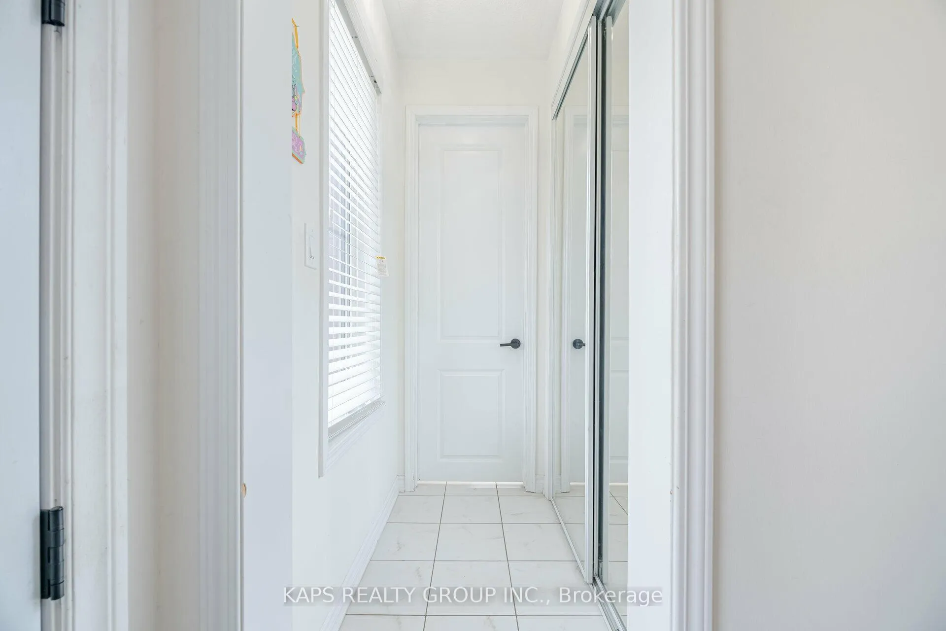 Photo 20 of 33 Ringway Road, Brampton, Northwest Brampton — HOMEH