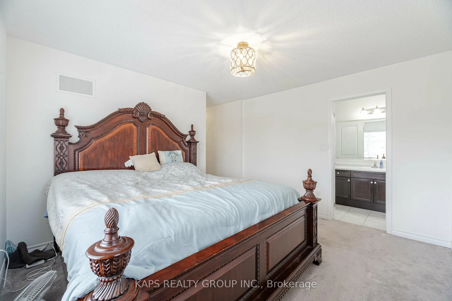 Photo 25 of 33 Ringway Road, Brampton, Northwest Brampton — HOMEH