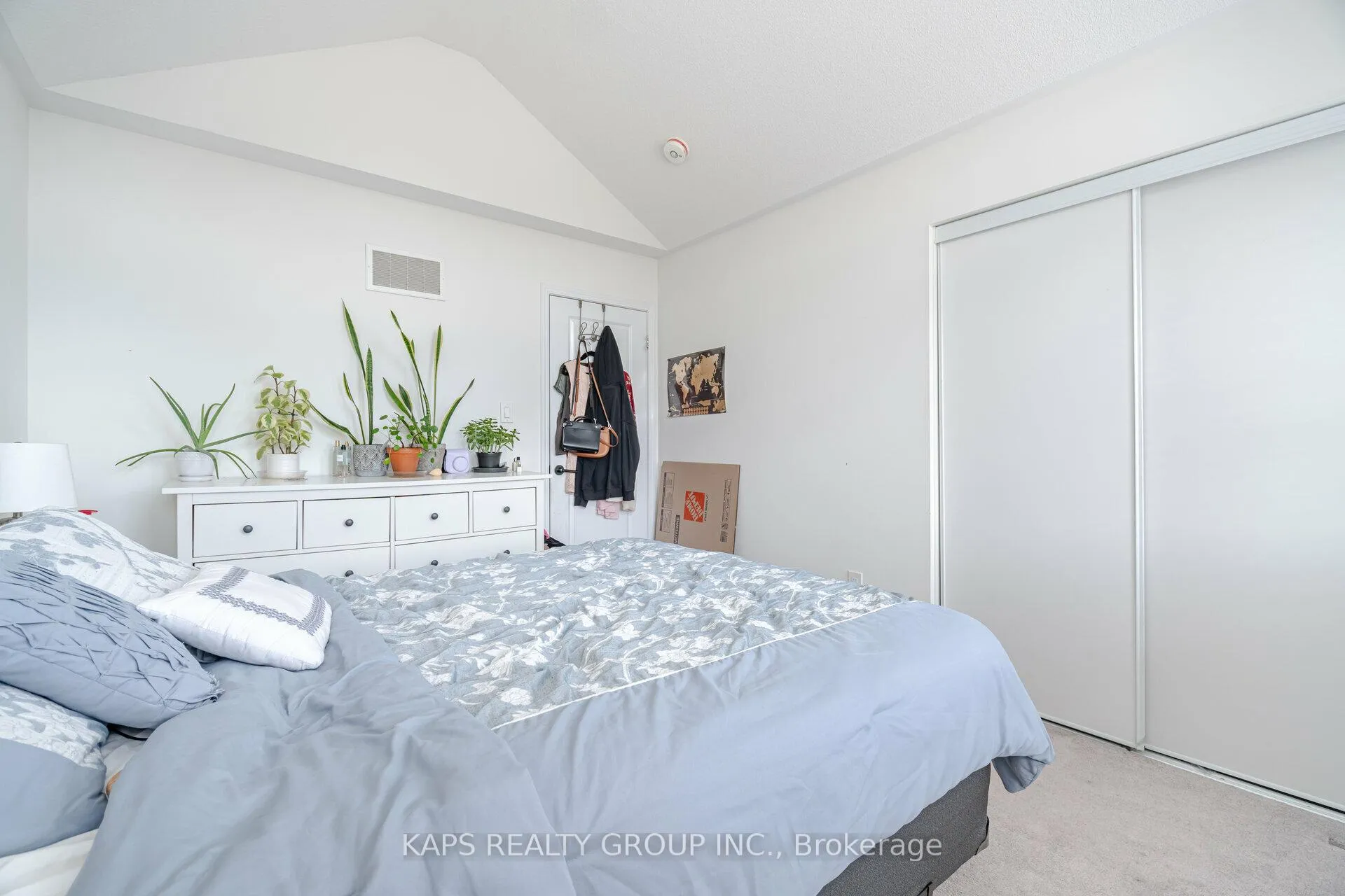 Photo 28 of 33 Ringway Road, Brampton, Northwest Brampton — HOMEH