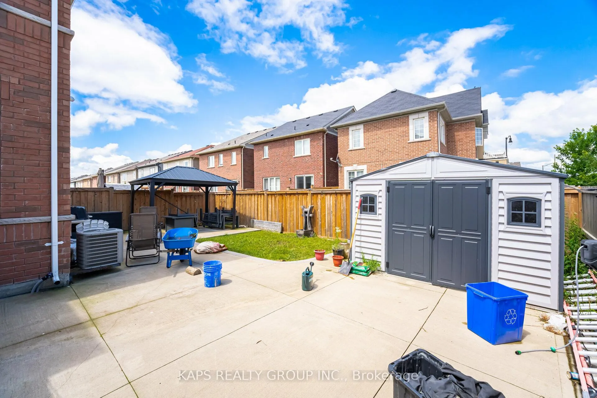 Photo 35 of 33 Ringway Road, Brampton, Northwest Brampton — HOMEH