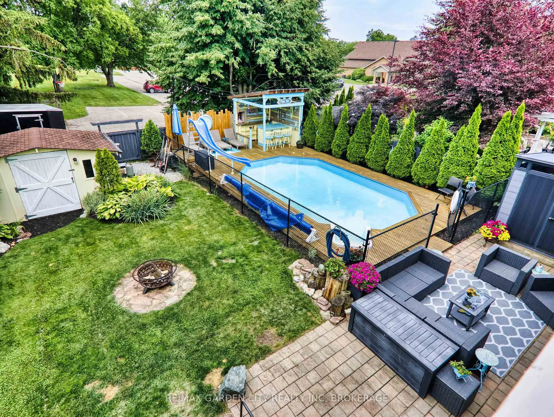 Photo 32 of 25 Sumner Crescent, Grimsby, Grimsby Beach — HOMEH