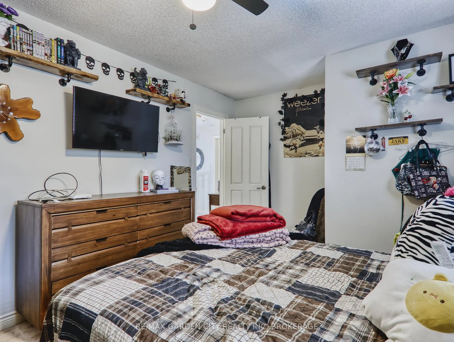 Photo 38 of 25 Sumner Crescent, Grimsby, Grimsby Beach — HOMEH
