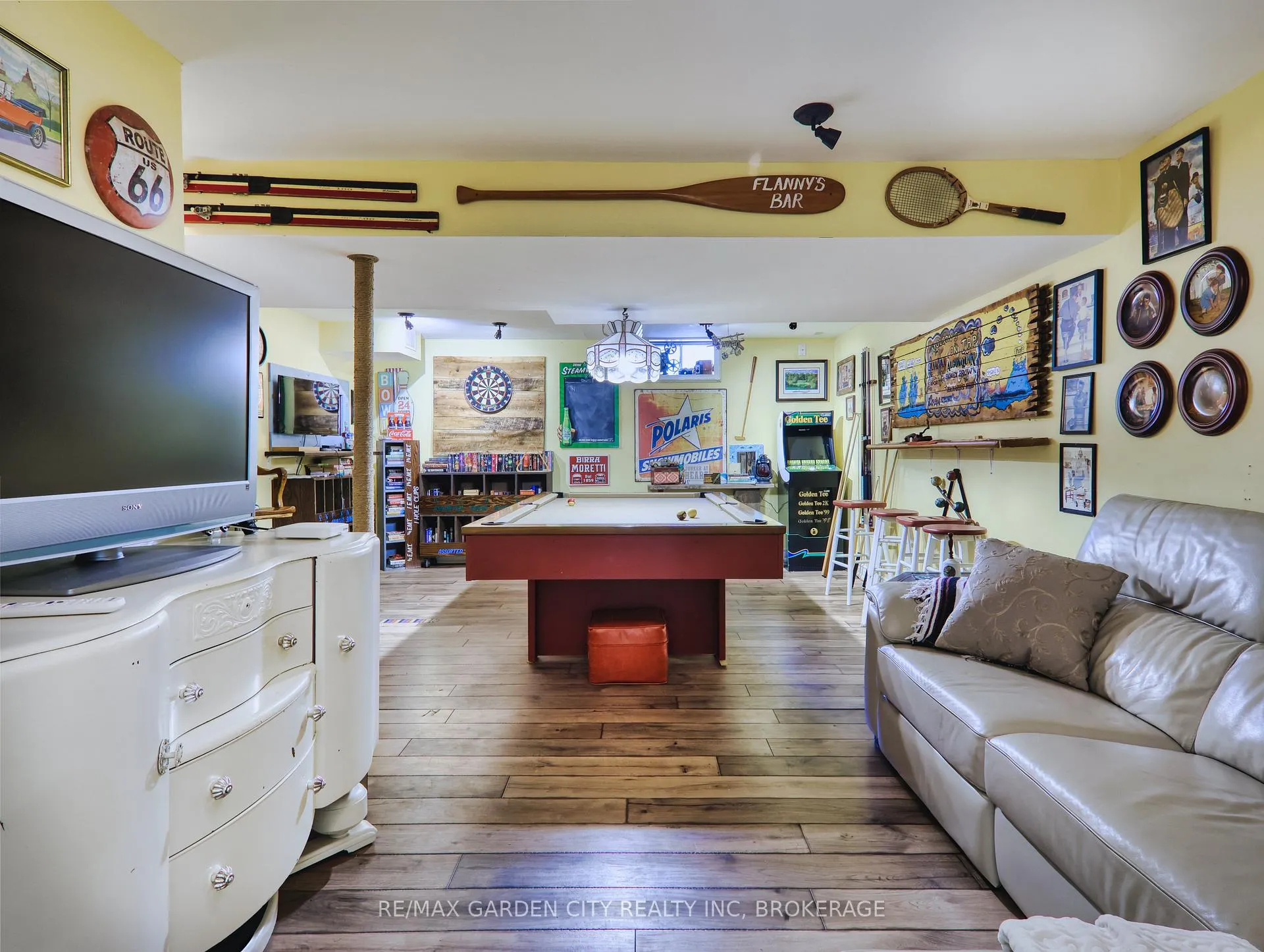 Photo 41 of 25 Sumner Crescent, Grimsby, Grimsby Beach — HOMEH