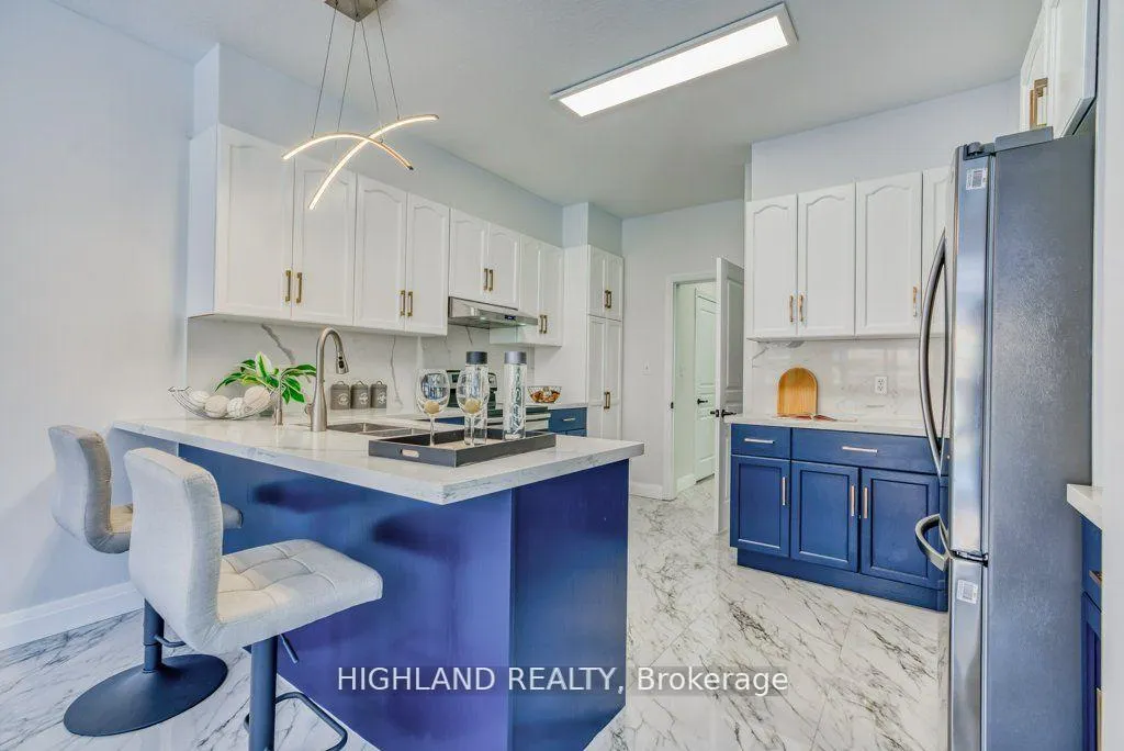 Photo 17 of 530 Wasaga Crescent, Waterloo — HOMEH