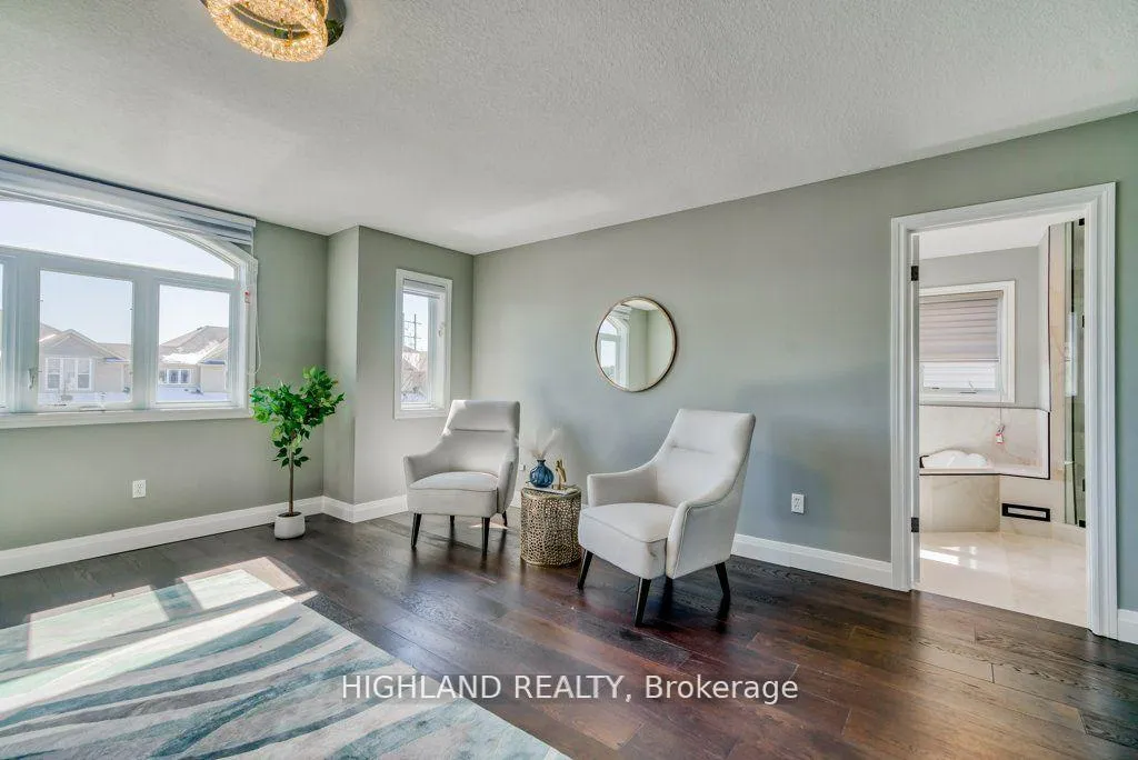 Photo 24 of 530 Wasaga Crescent, Waterloo — HOMEH