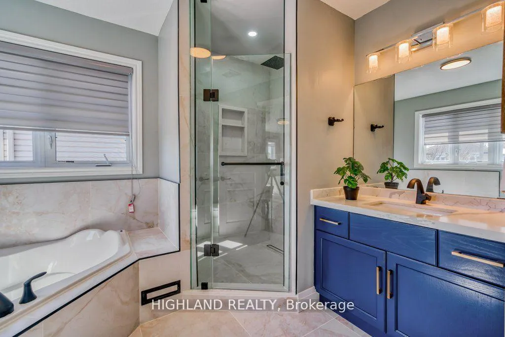 Photo 26 of 530 Wasaga Crescent, Waterloo — HOMEH