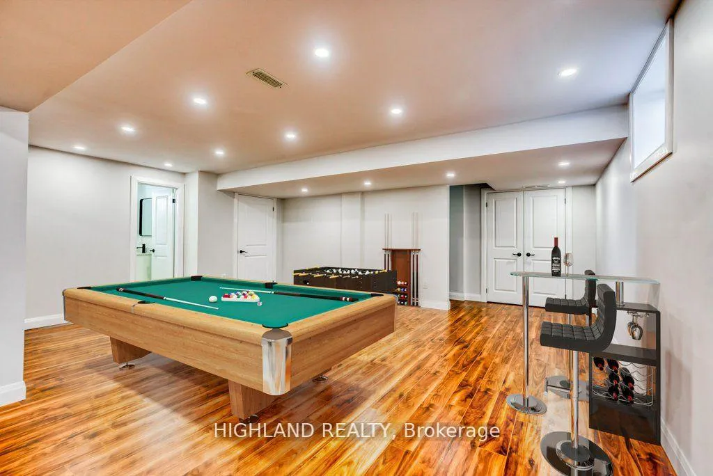 Photo 35 of 530 Wasaga Crescent, Waterloo — HOMEH