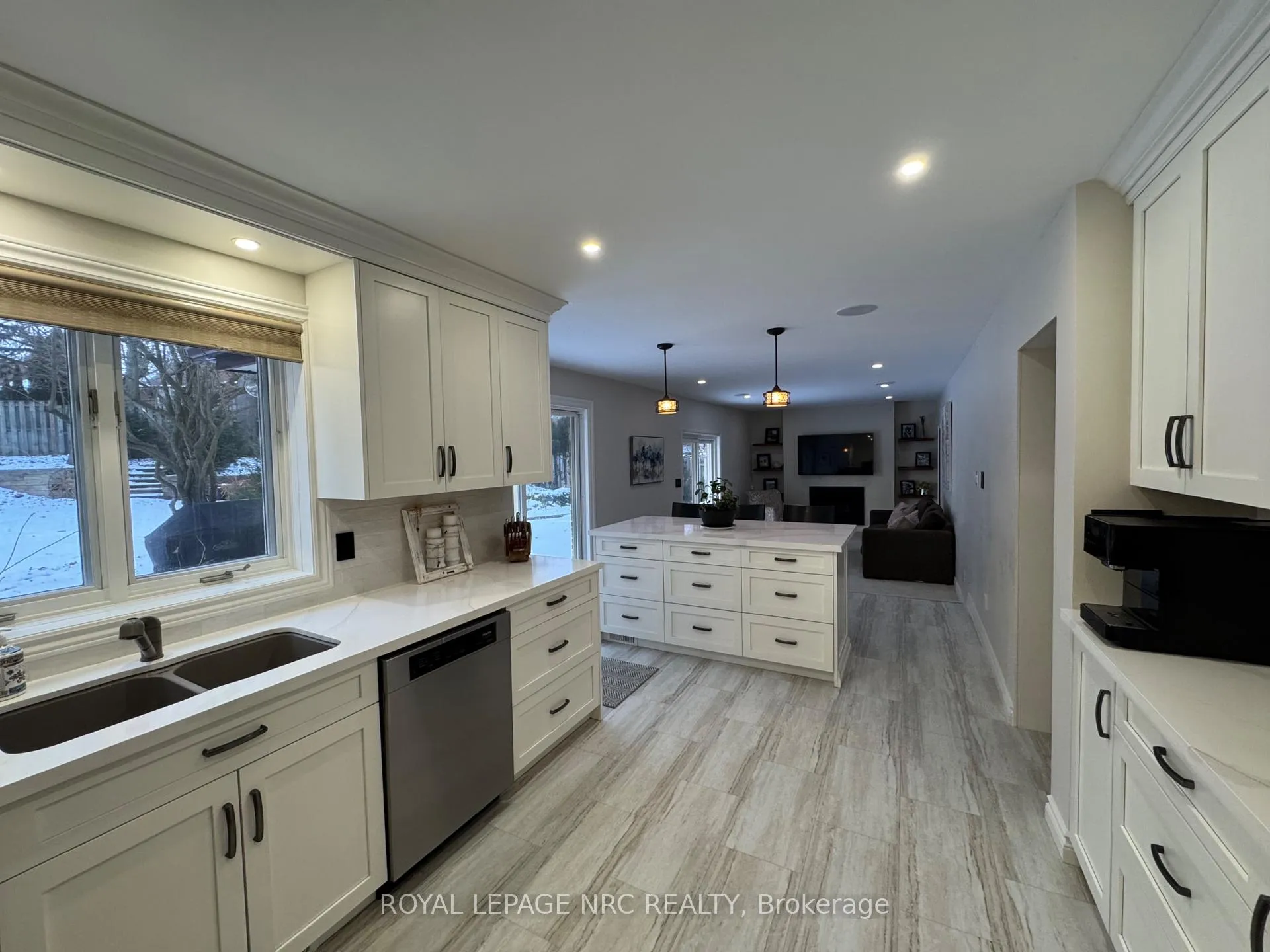 Photo 11 of 28 Forest Hill Crescent, Pelham, Fonthill — HOMEH