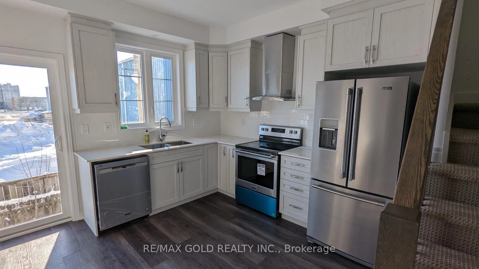 Photo 3 of Unit 97, 575 Woodward Avenue, Hamilton, Parkview — HOMEH