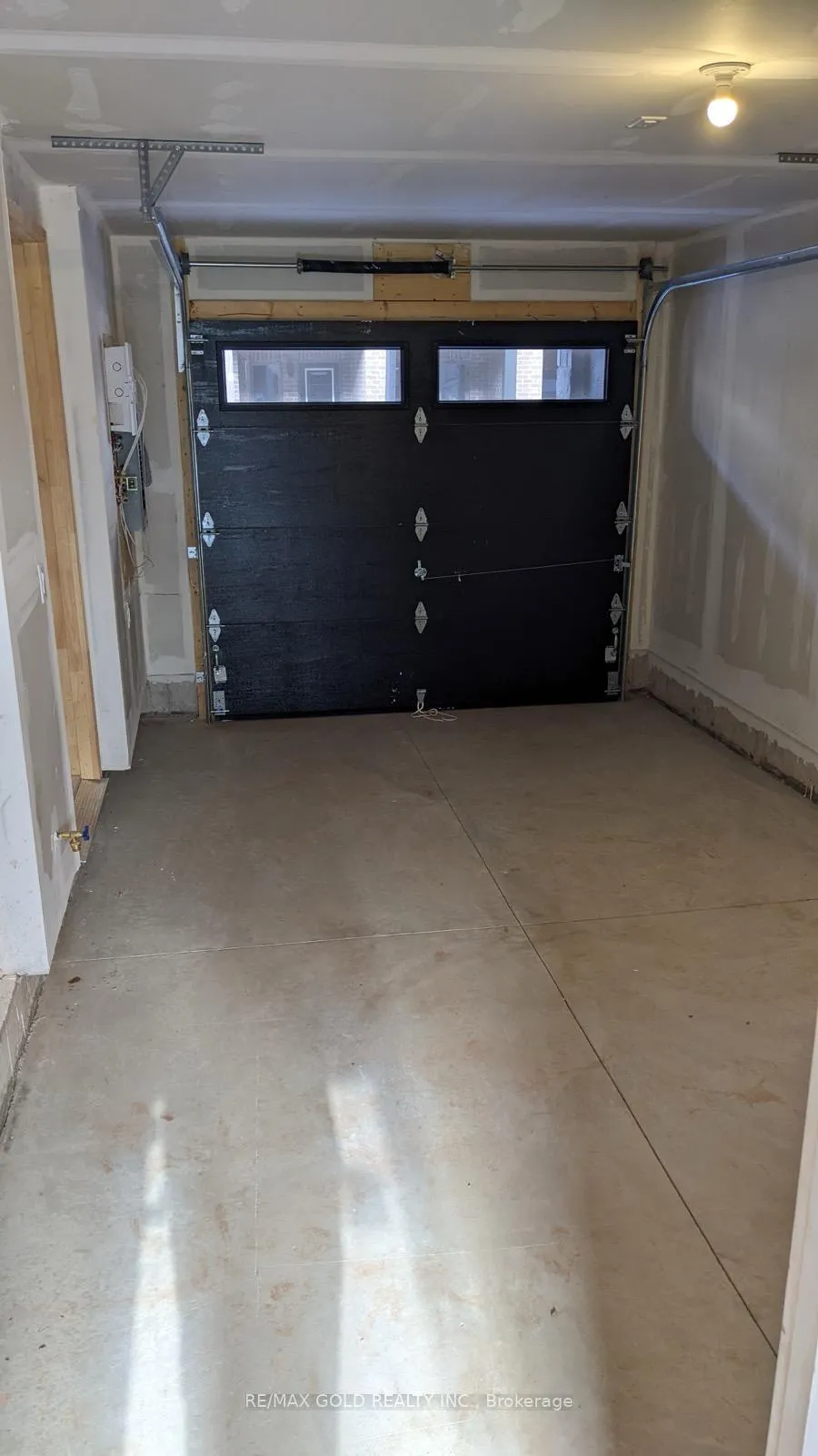 Photo 8 of Unit 97, 575 Woodward Avenue, Hamilton, Parkview — HOMEH
