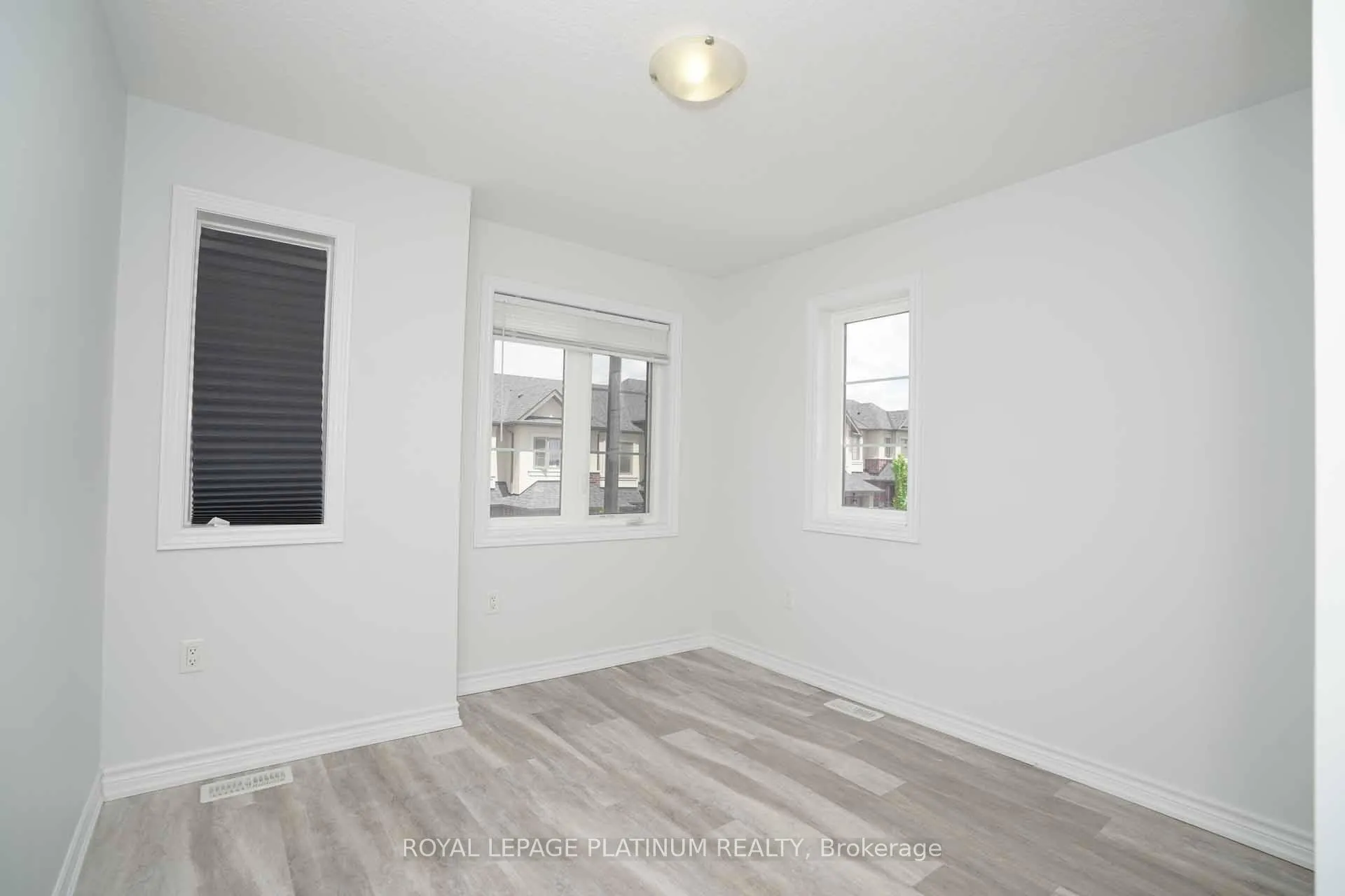 Photo 20 of Unit 71, 324 Equestrian Way, Cambridge — HOMEH