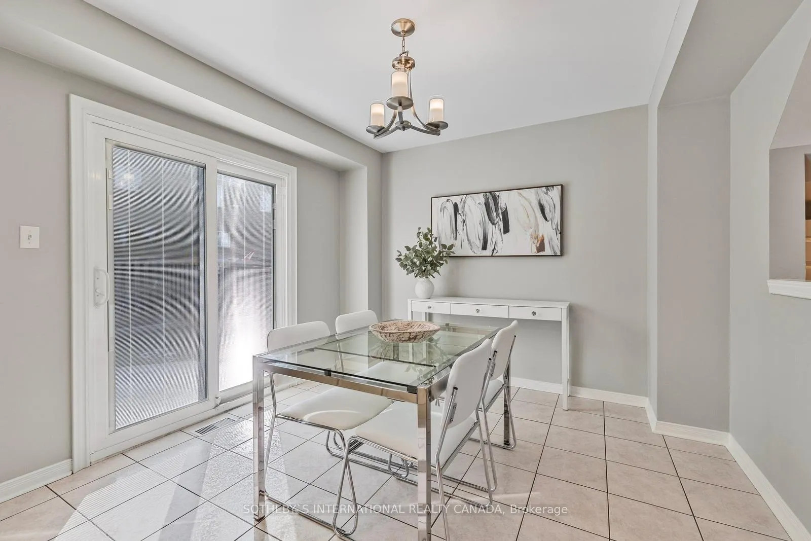Photo 13 of 9 Giovanni Way, Vaughan, Sonoma Heights — HOMEH
