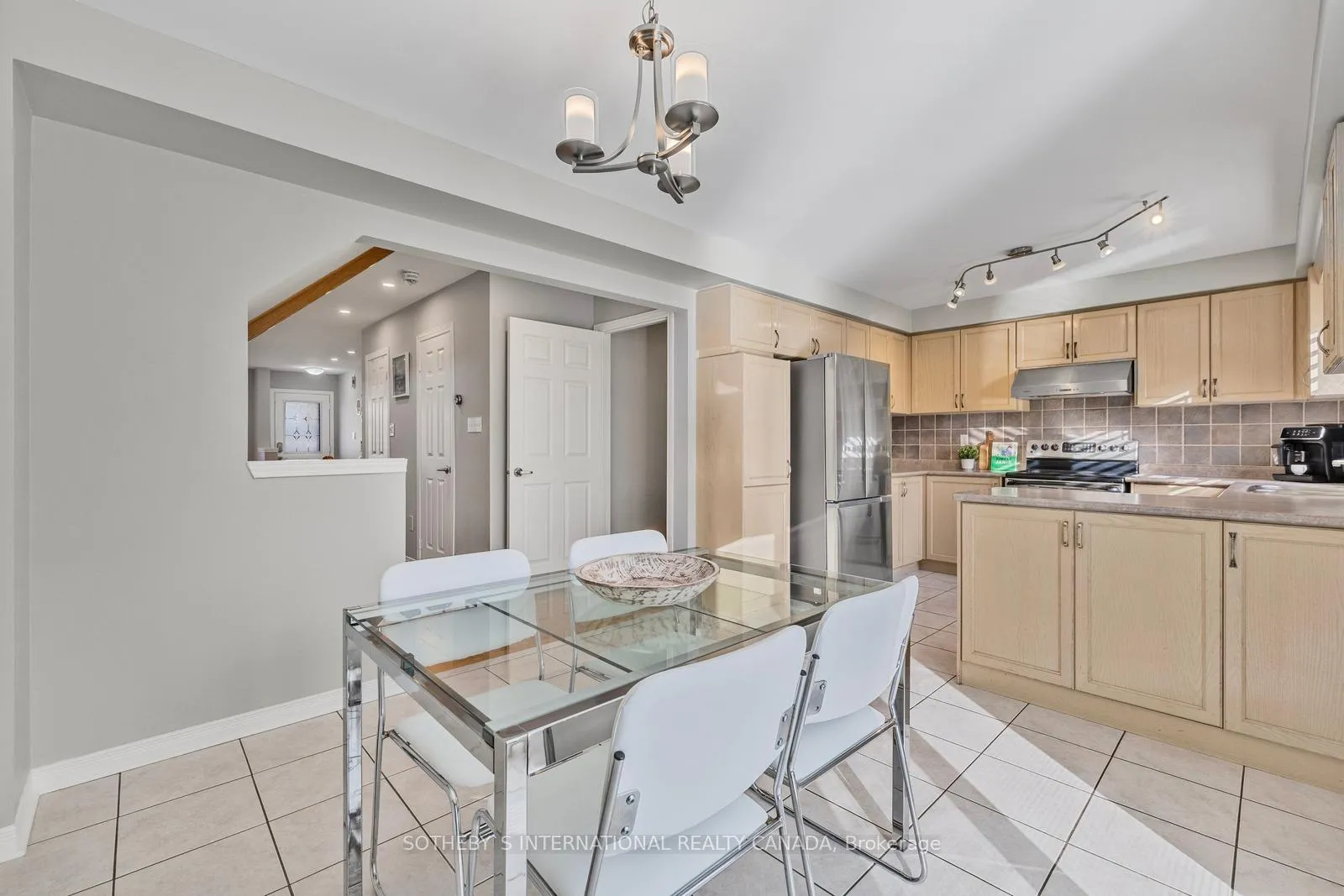 Photo 15 of 9 Giovanni Way, Vaughan, Sonoma Heights — HOMEH