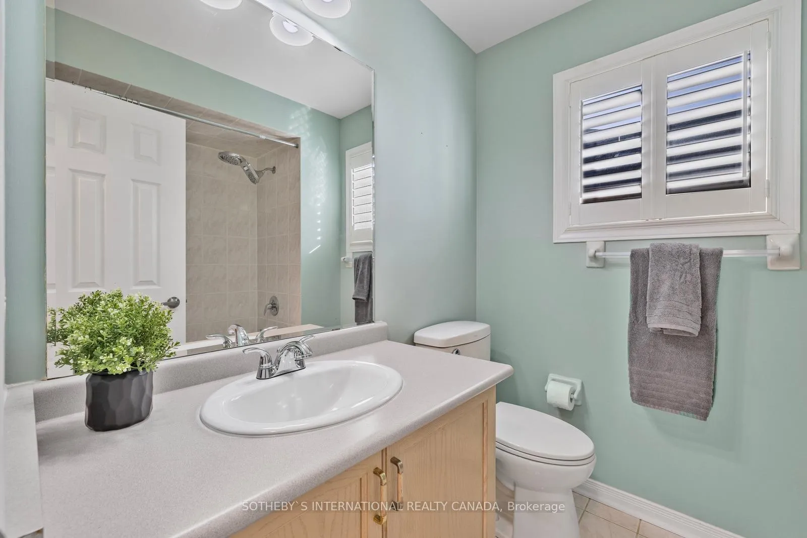 Photo 32 of 9 Giovanni Way, Vaughan, Sonoma Heights — HOMEH