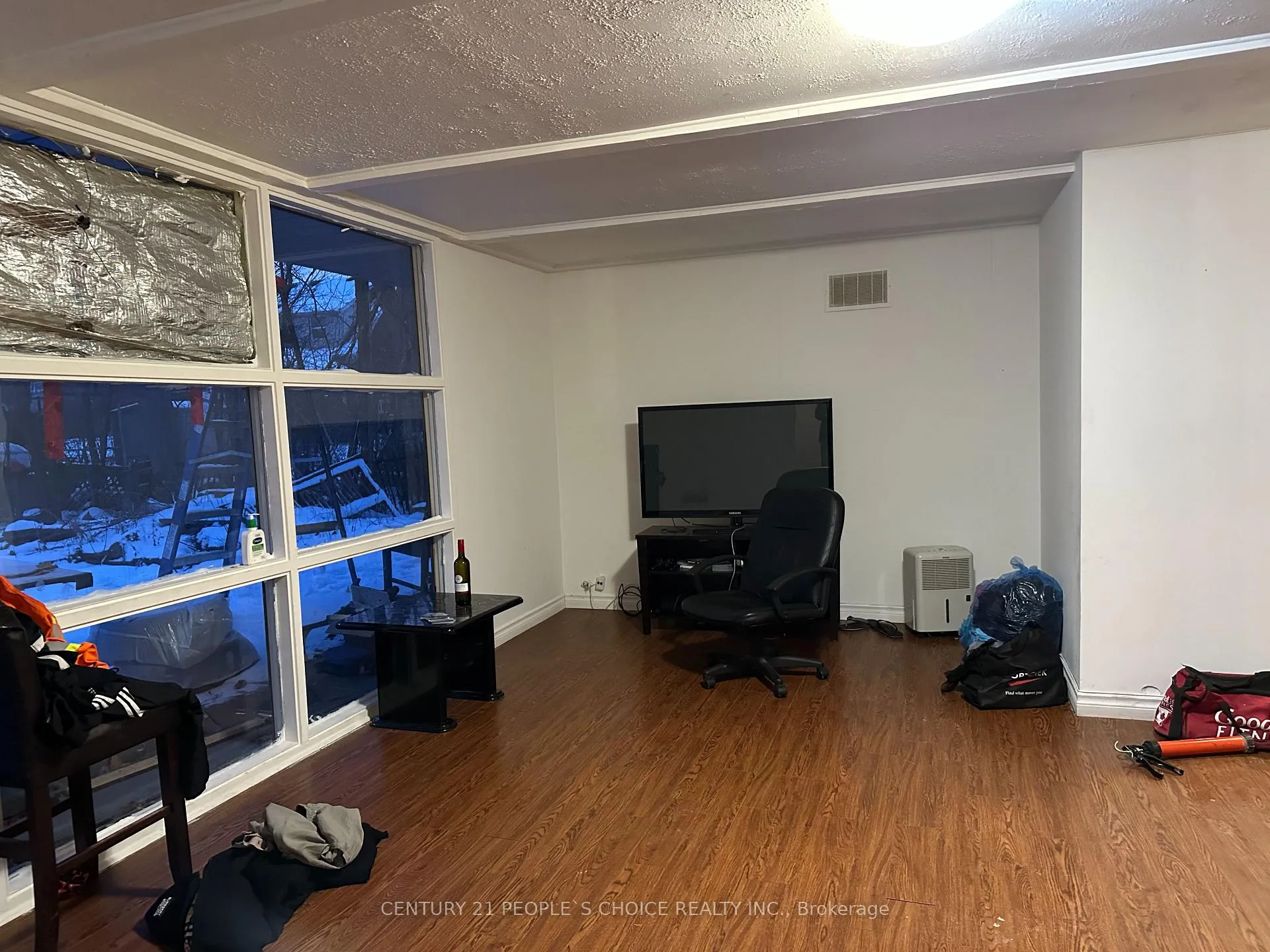 Photo 8 of 33 Frederick Street, Brampton, Downtown Brampton — HOMEH