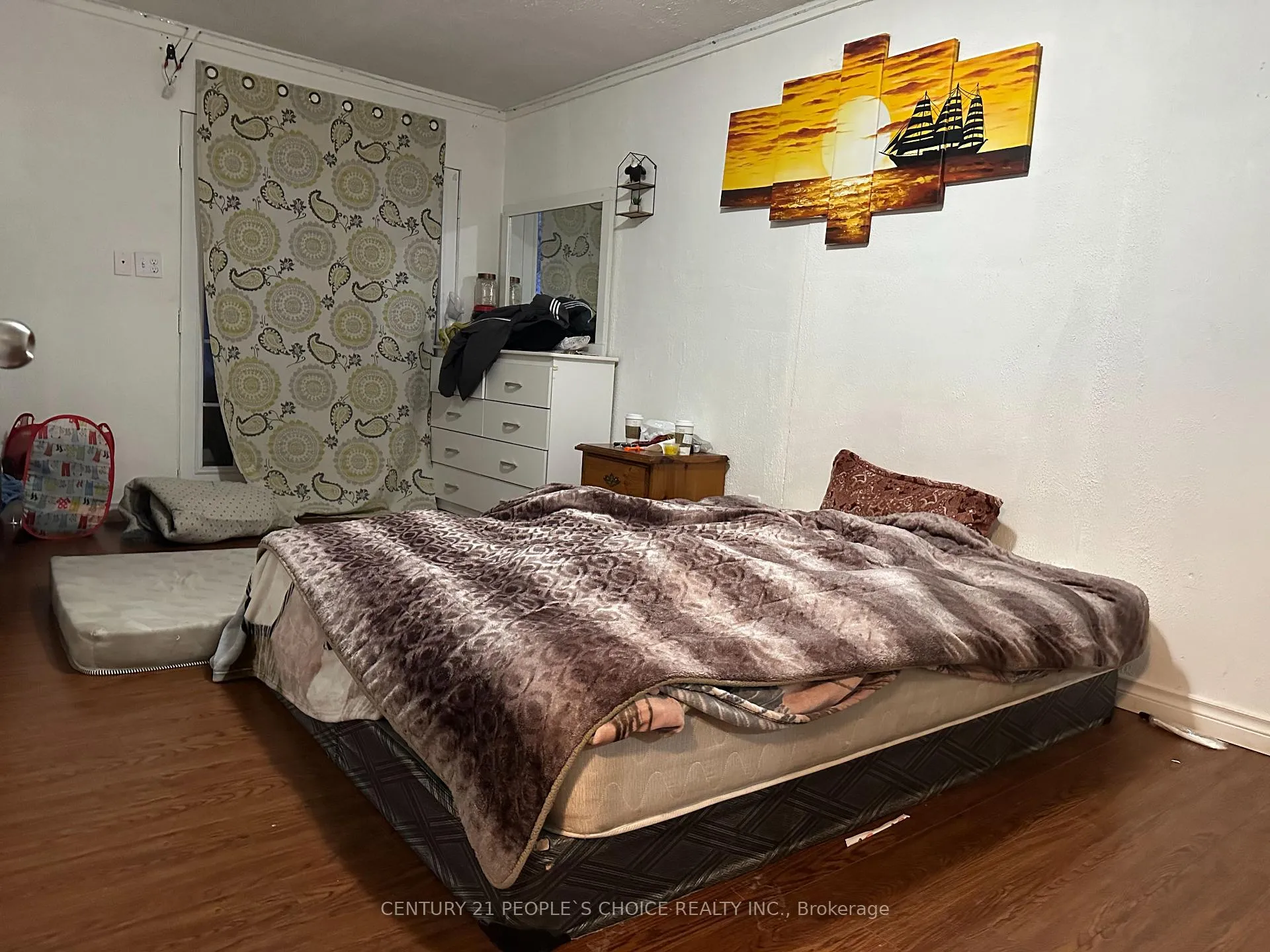 Photo 12 of 33 Frederick Street, Brampton, Downtown Brampton — HOMEH