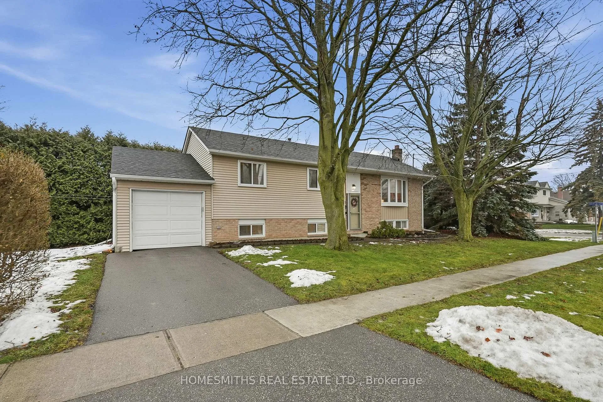 Photo 1 of 495 Ewing Street, Cobourg — HOMEH