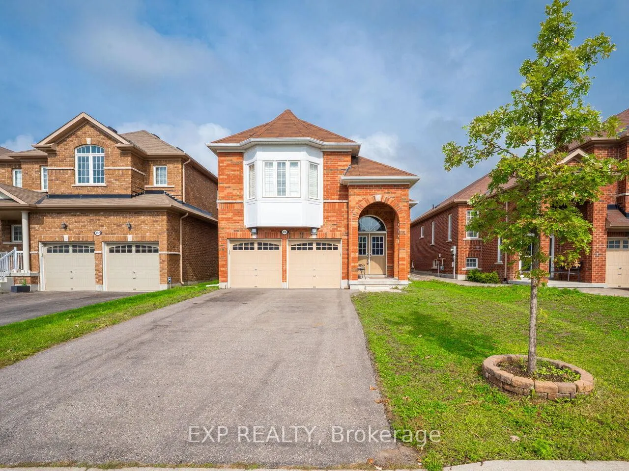 Photo 1 of 856 Wrenwood Drive, Oshawa, Taunton — HOMEH