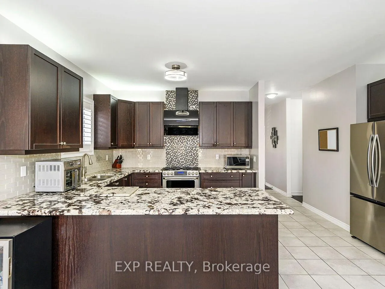 Photo 16 of 856 Wrenwood Drive, Oshawa, Taunton — HOMEH