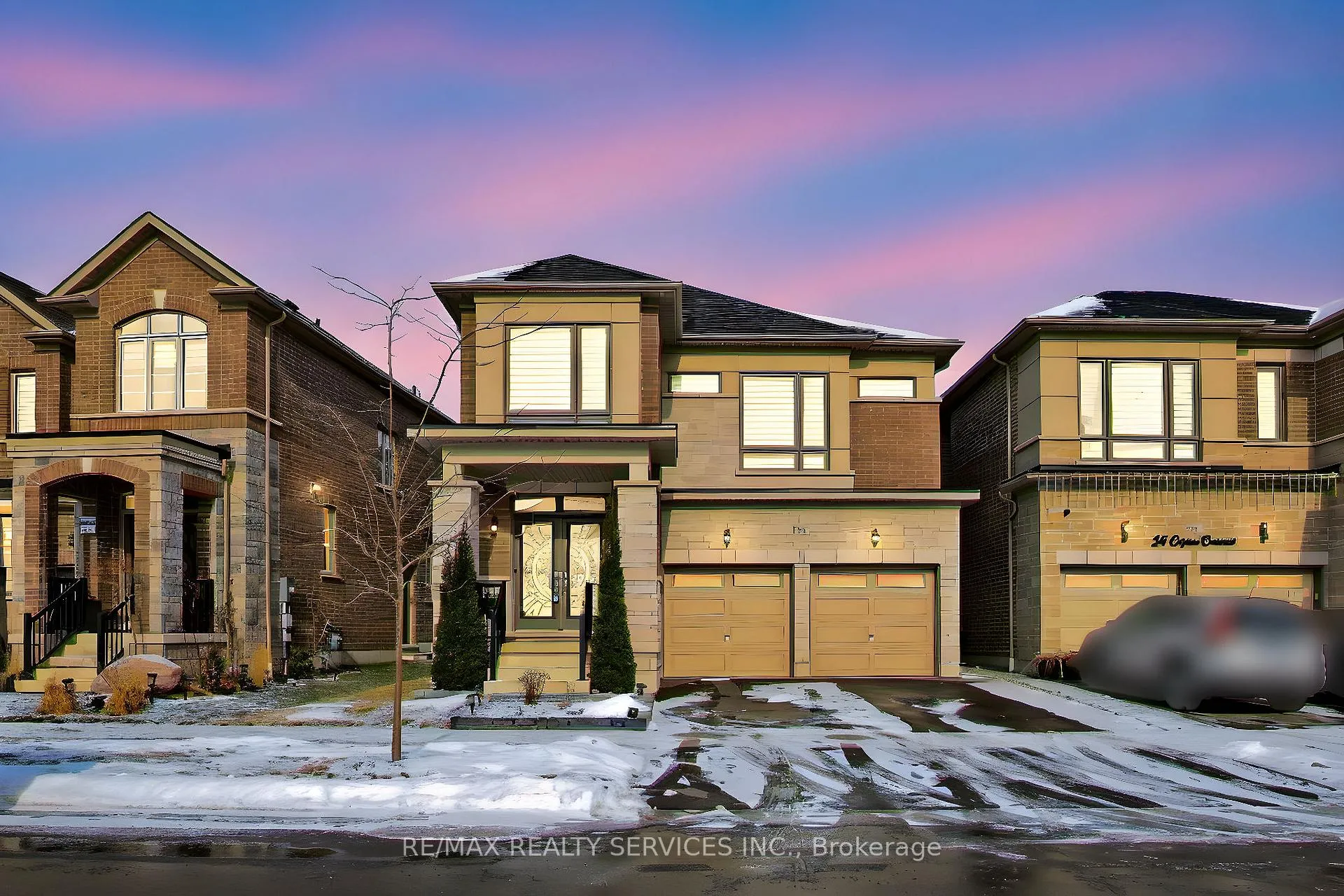 Photo 2 of 22 Ogston Crescent, Whitby, Rural Whitby — HOMEH