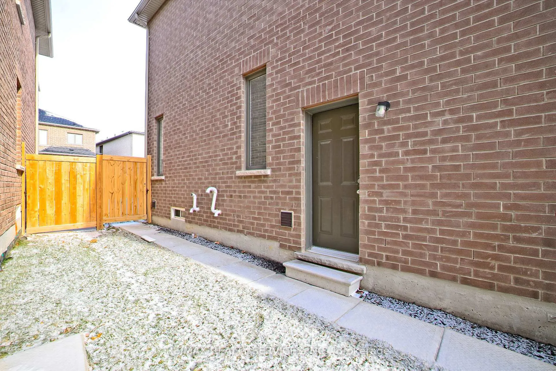 Photo 3 of 22 Ogston Crescent, Whitby, Rural Whitby — HOMEH