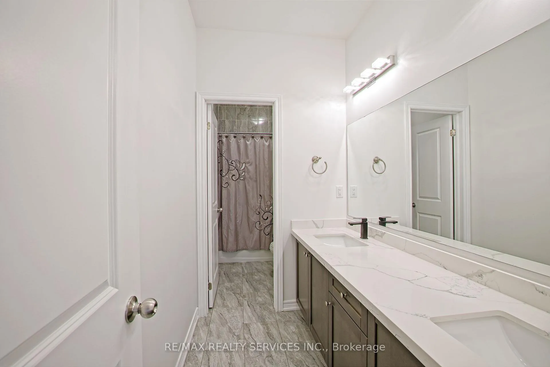 Photo 29 of 22 Ogston Crescent, Whitby, Rural Whitby — HOMEH