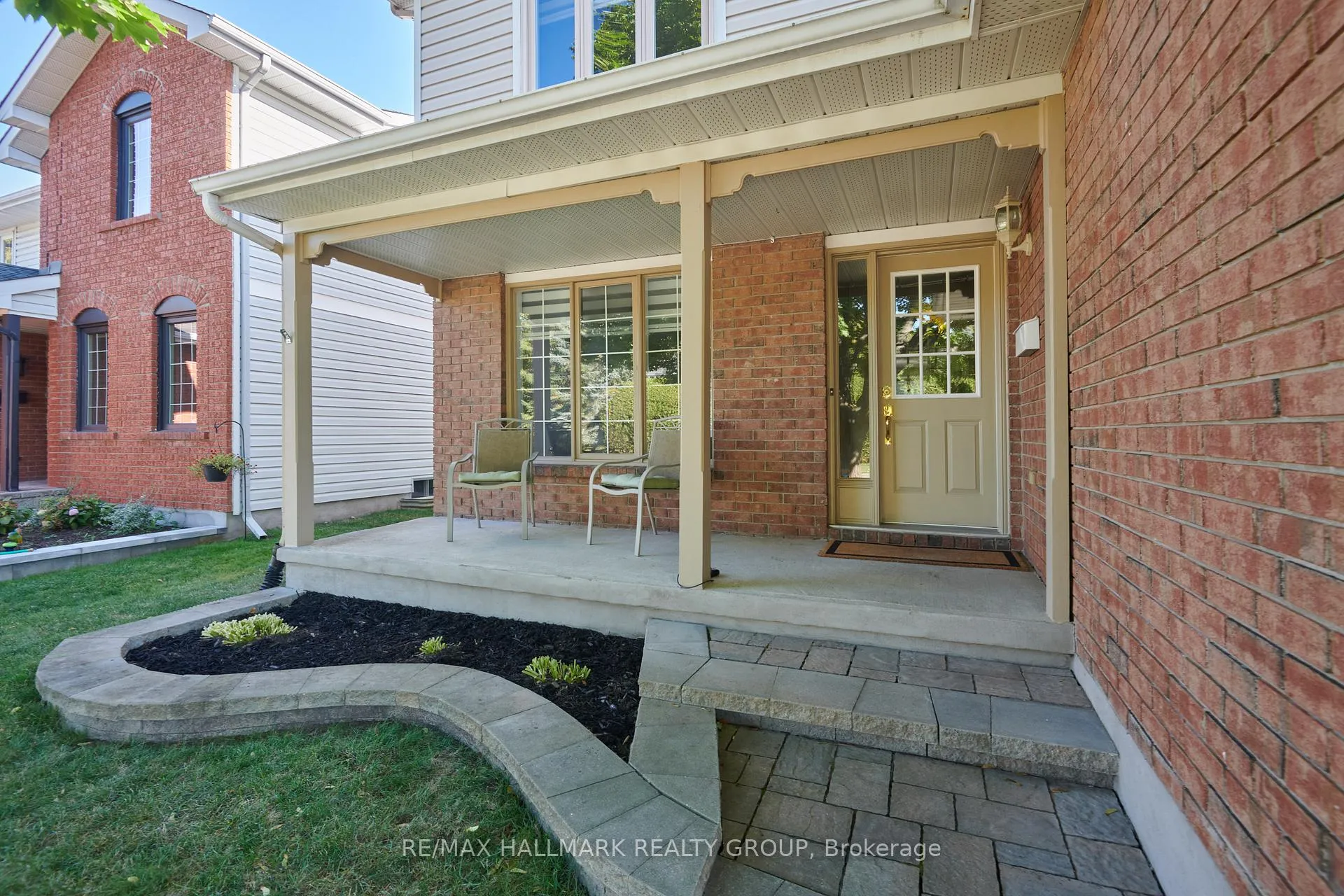 Photo 2 of 1743 Silver Bark Avenue, Ottawa, Orleans/Sunridge — HOMEH
