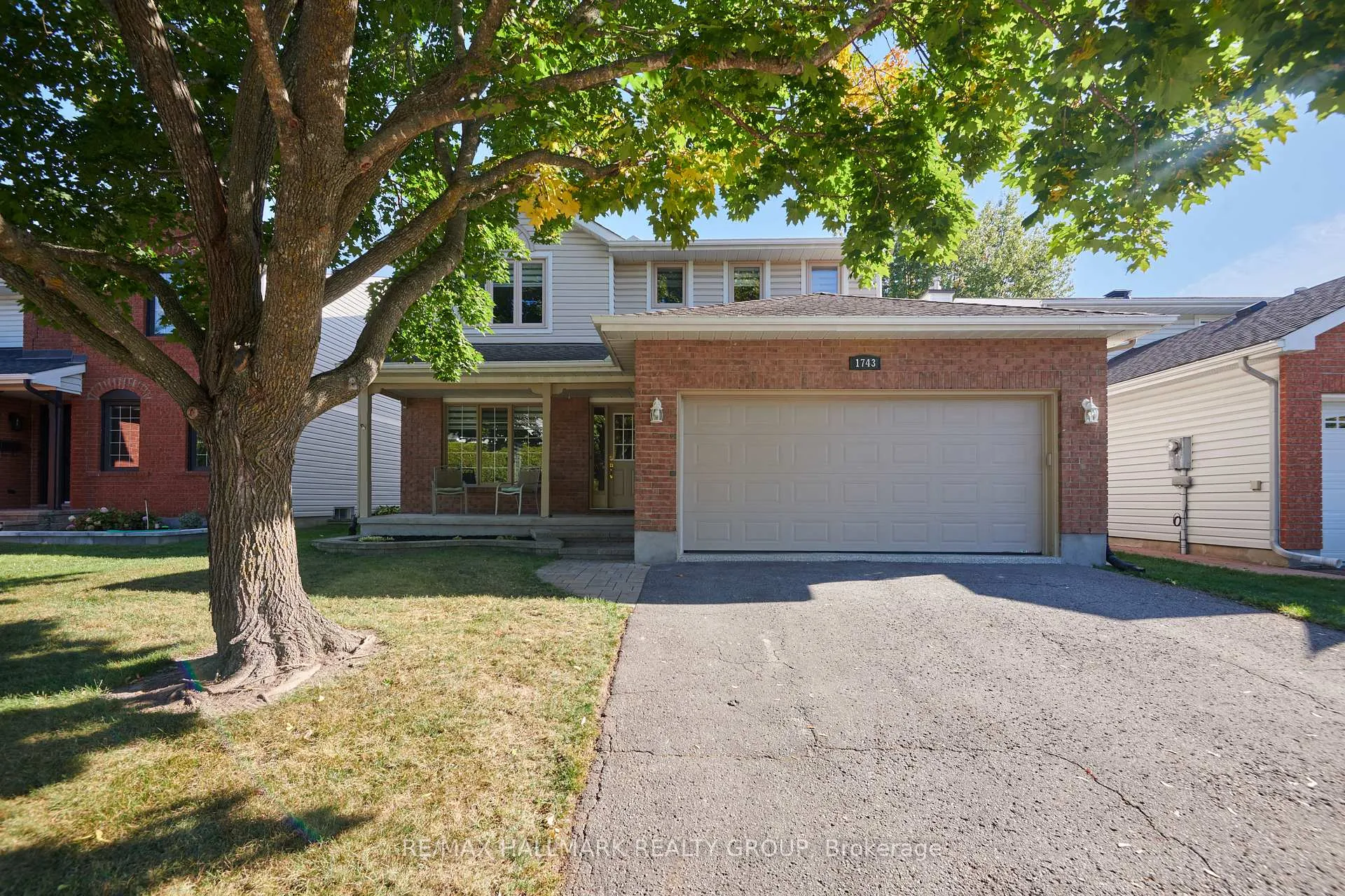 Photo 3 of 1743 Silver Bark Avenue, Ottawa, Orleans/Sunridge — HOMEH