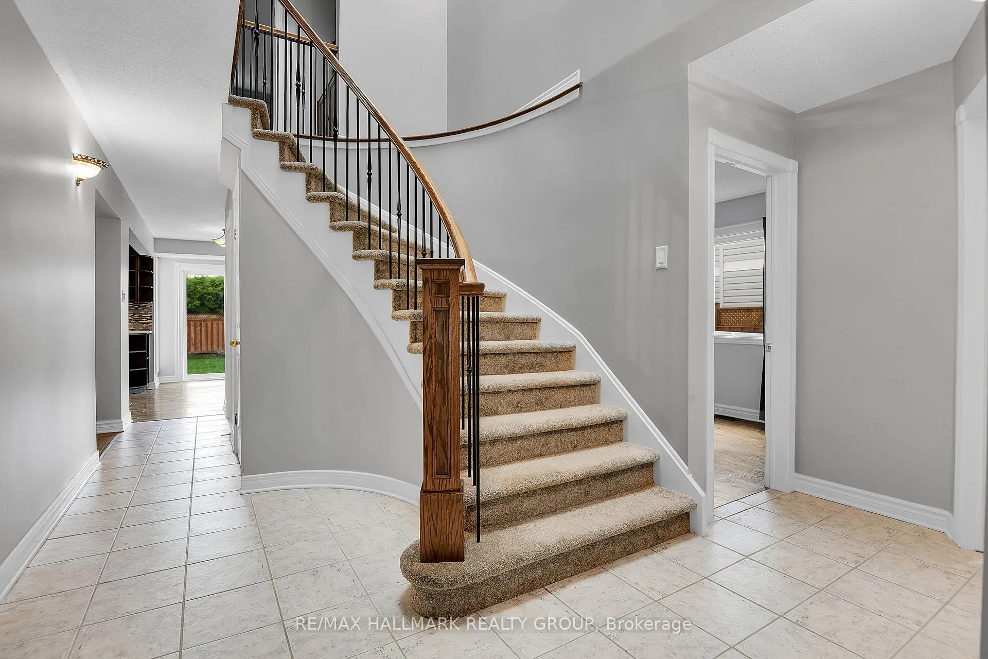 Photo 7 of 1743 Silver Bark Avenue, Ottawa, Orleans/Sunridge — HOMEH