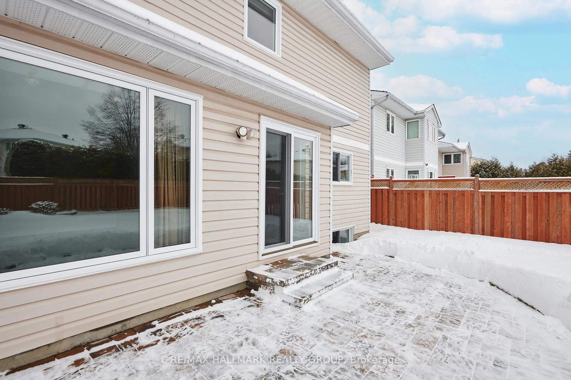 Photo 17 of 1743 Silver Bark Avenue, Ottawa, Orleans/Sunridge — HOMEH