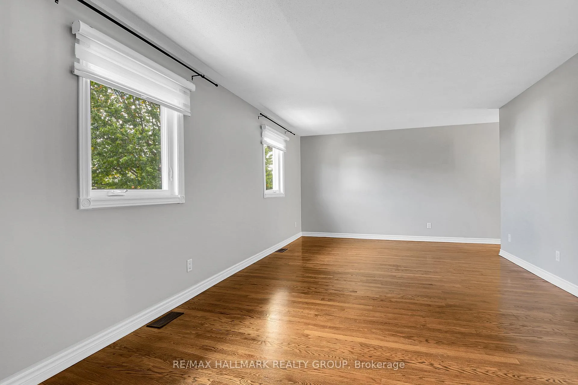 Photo 25 of 1743 Silver Bark Avenue, Ottawa, Orleans/Sunridge — HOMEH
