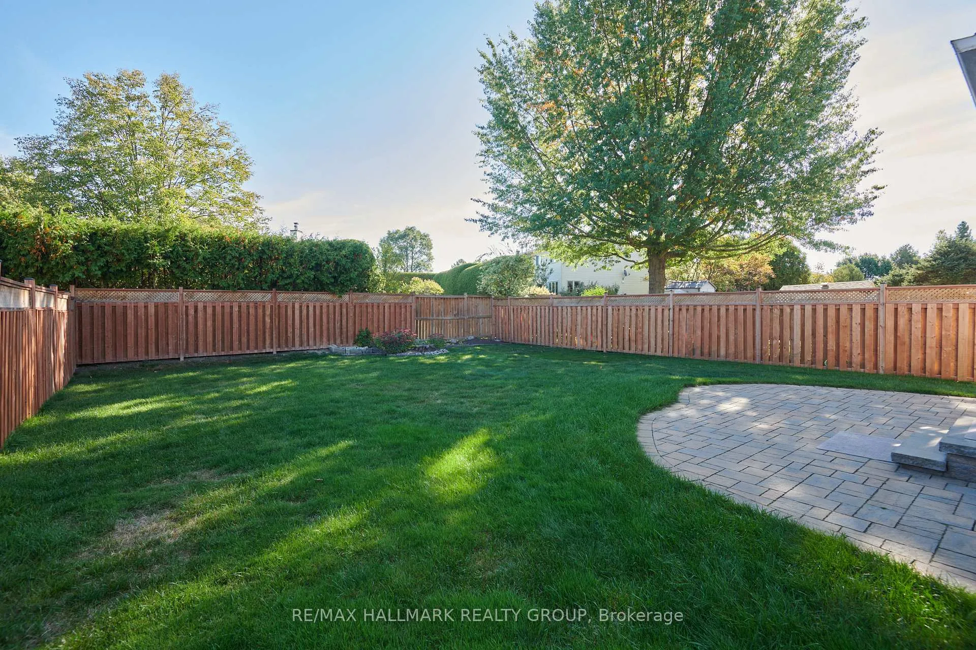 Photo 41 of 1743 Silver Bark Avenue, Ottawa, Orleans/Sunridge — HOMEH