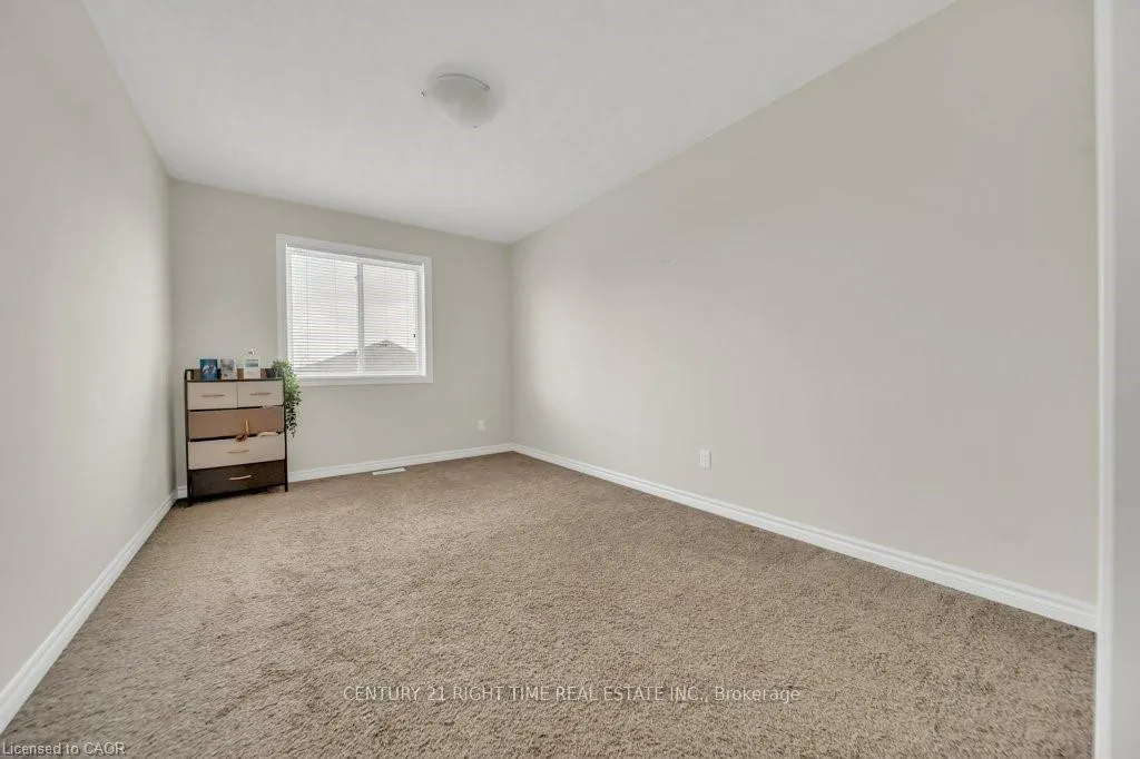 Photo 24 of 129 templewood Drive, Kitchener — HOMEH