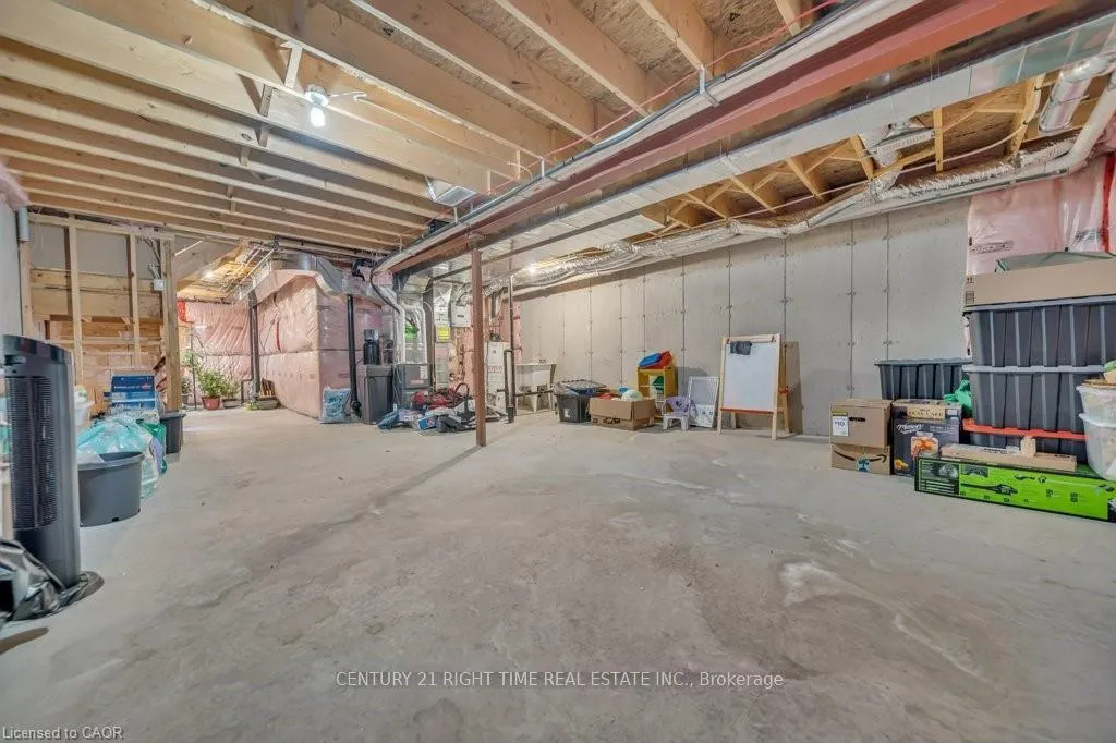 Photo 29 of 129 templewood Drive, Kitchener — HOMEH
