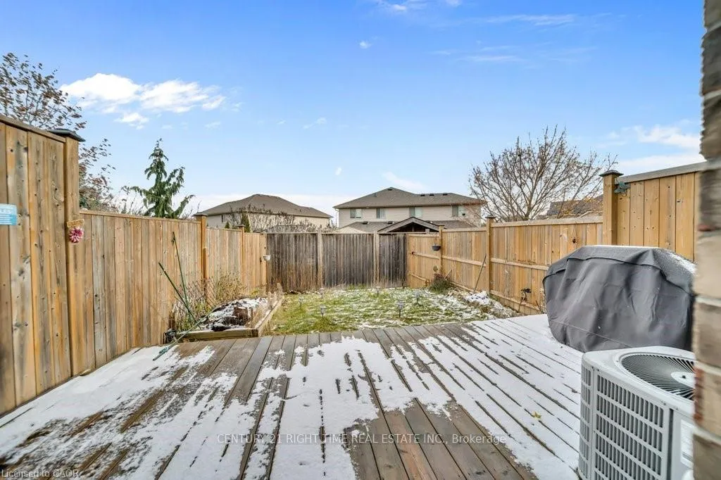 Photo 30 of 129 templewood Drive, Kitchener — HOMEH