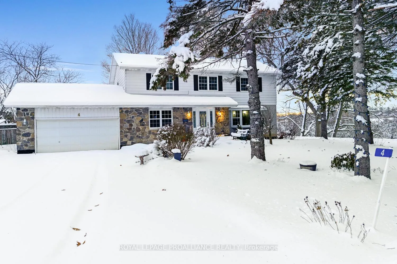 Photo 1 of 4 Connell Place, Prescott — HOMEH