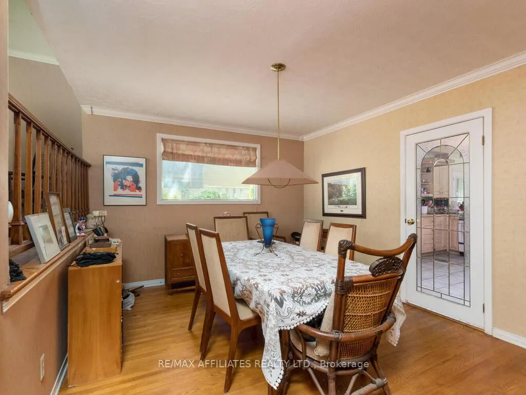 Photo 5 of 2282 Crane Street S, Ottawa, Elmvale Acres/Urbandale — HOMEH