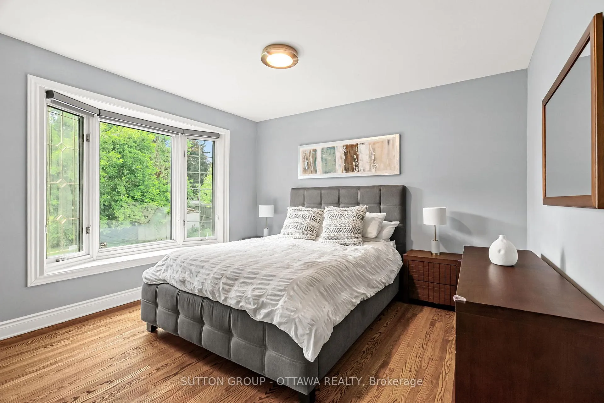 Photo 17 of 19 Donland Avenue, Ottawa, Meadowlands/Crestview — HOMEH