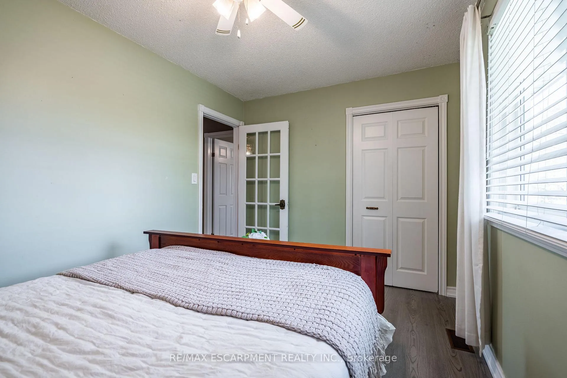 Photo 30 of 26 Wildan Drive, Hamilton, Rural Flamborough — HOMEH