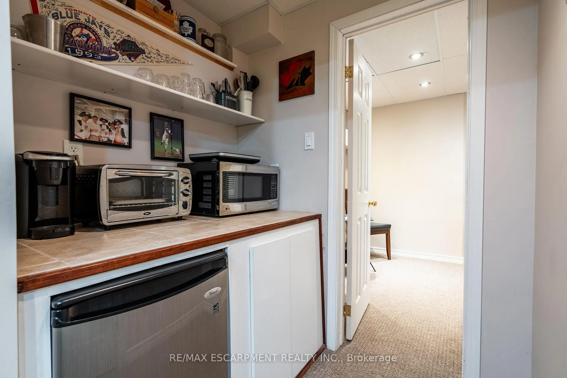 Photo 39 of 26 Wildan Drive, Hamilton, Rural Flamborough — HOMEH