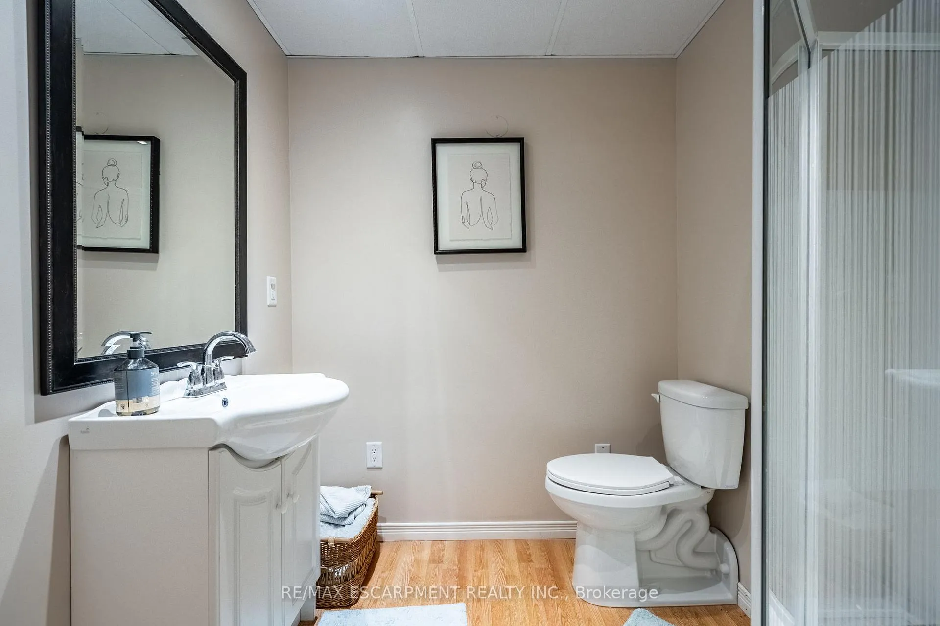 Photo 40 of 26 Wildan Drive, Hamilton, Rural Flamborough — HOMEH