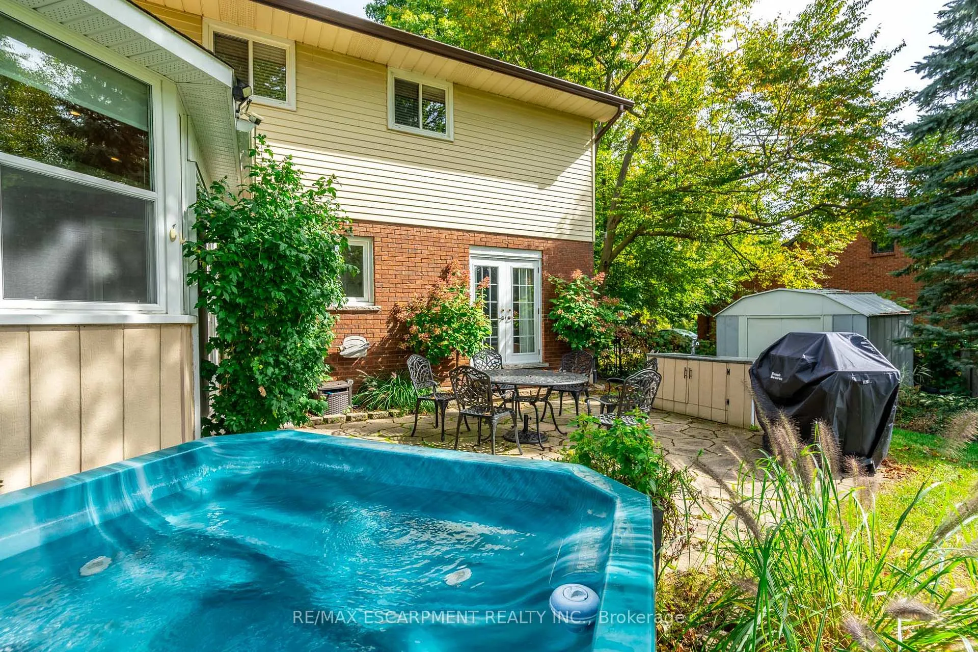 Photo 45 of 26 Wildan Drive, Hamilton, Rural Flamborough — HOMEH