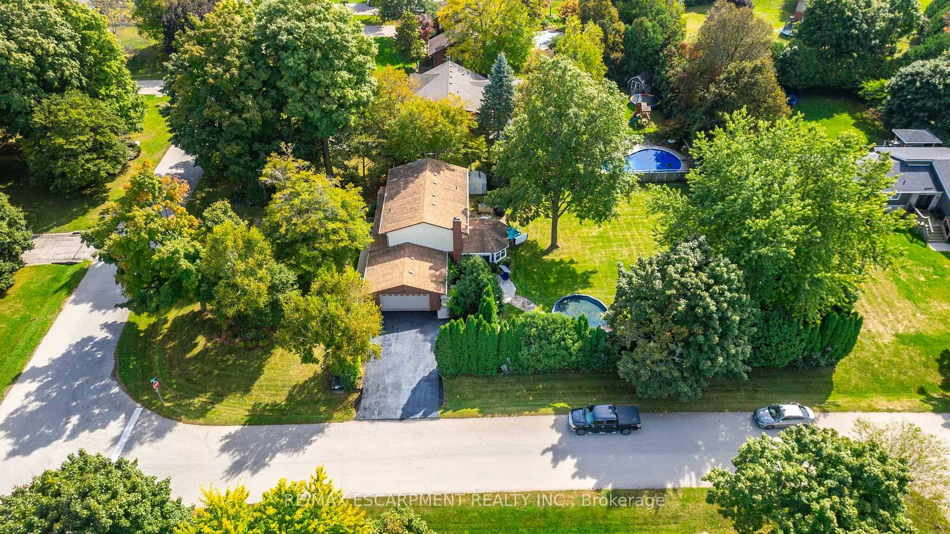 Photo 49 of 26 Wildan Drive, Hamilton, Rural Flamborough — HOMEH