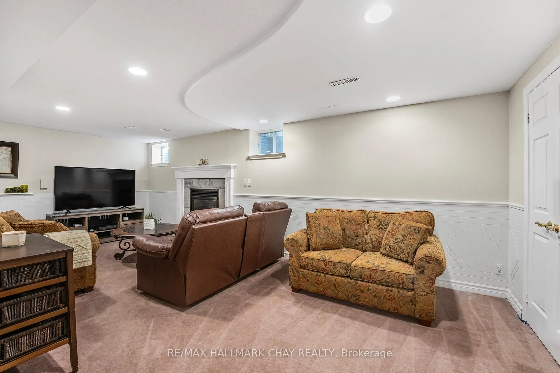Photo 28 of 22 Thackeray Crescent, Barrie, Letitia Heights — HOMEH