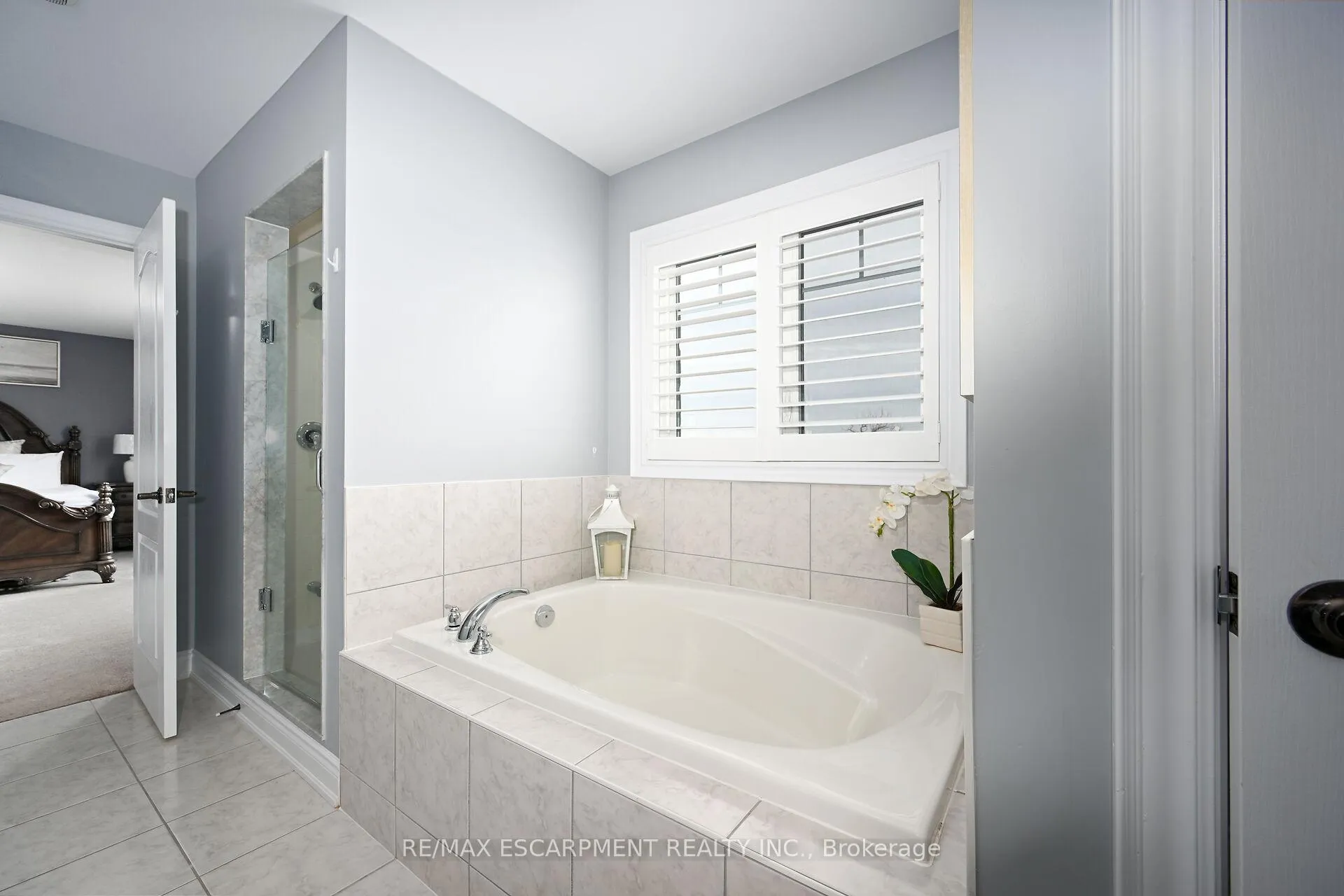 Photo 25 of 300 Crafter Crescent, Hamilton, Stoney Creek — HOMEH